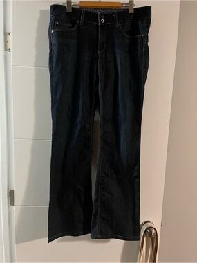 GAP Women’s Dark Indigo Boot-Cut Jeans